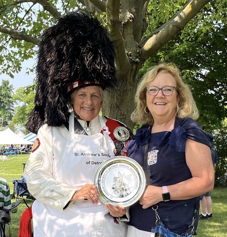 2025 Shortbread contest winner Diane Bond